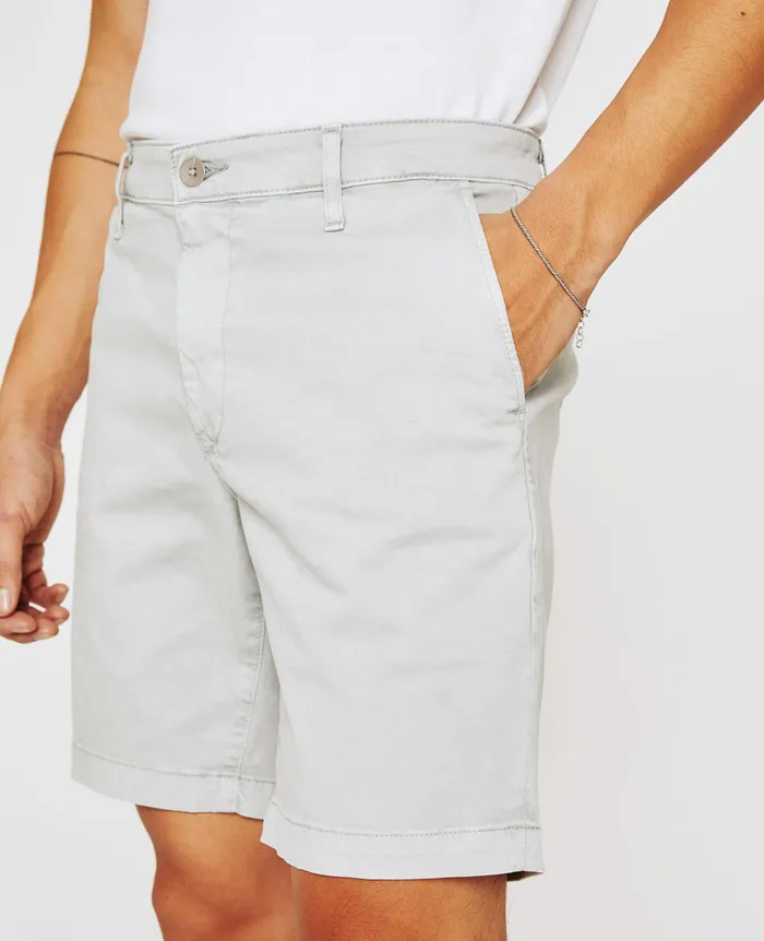 AG Jeans Shorts Men Wanderer Short SULFUR WHITE SANDS AG Jeans Shorts Men Wanderer Short SULFUR WHITE SANDS