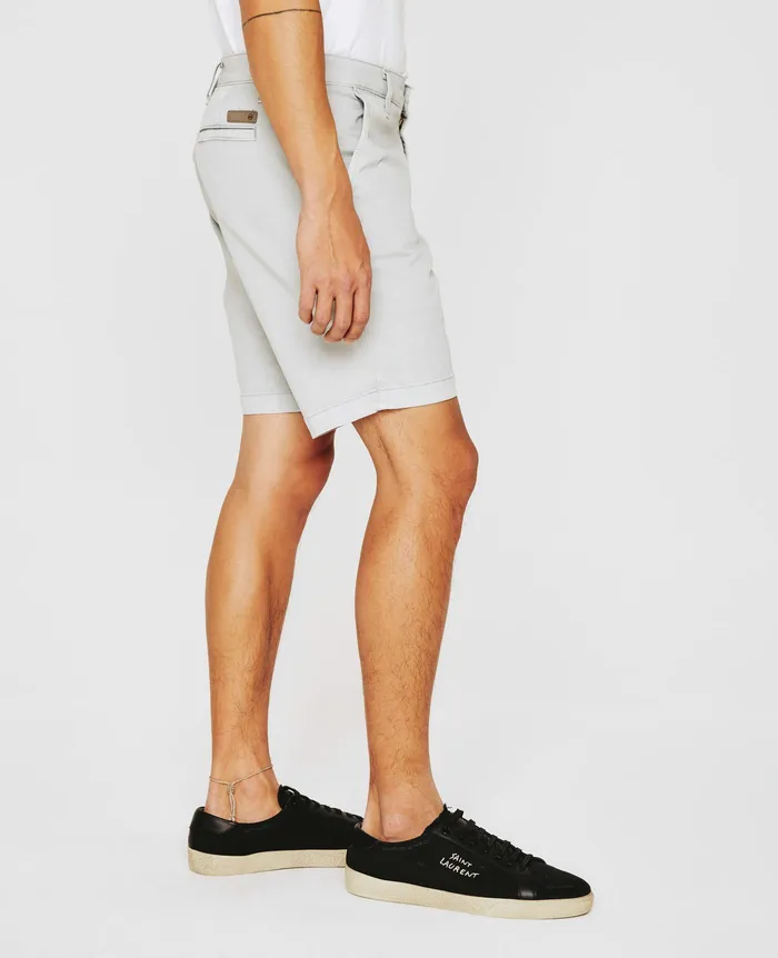 AG Jeans Shorts Men Wanderer Short SULFUR WHITE SANDS AG Jeans Shorts Men Wanderer Short SULFUR WHITE SANDS