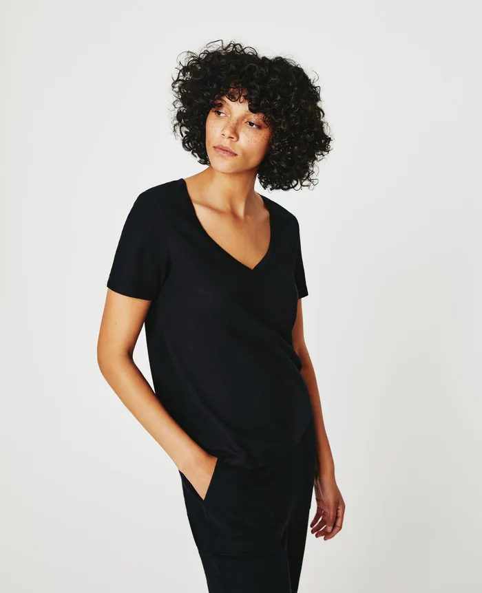 AG Jeans Tees and Tanks Women Jagger Vee TRUE BLACK