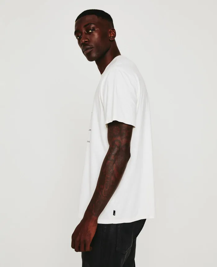AG Jeans Tees Men Bryce Crew ELEMENT WHITE CREAM AG Jeans Tees Men Bryce Crew ELEMENT WHITE CREAM