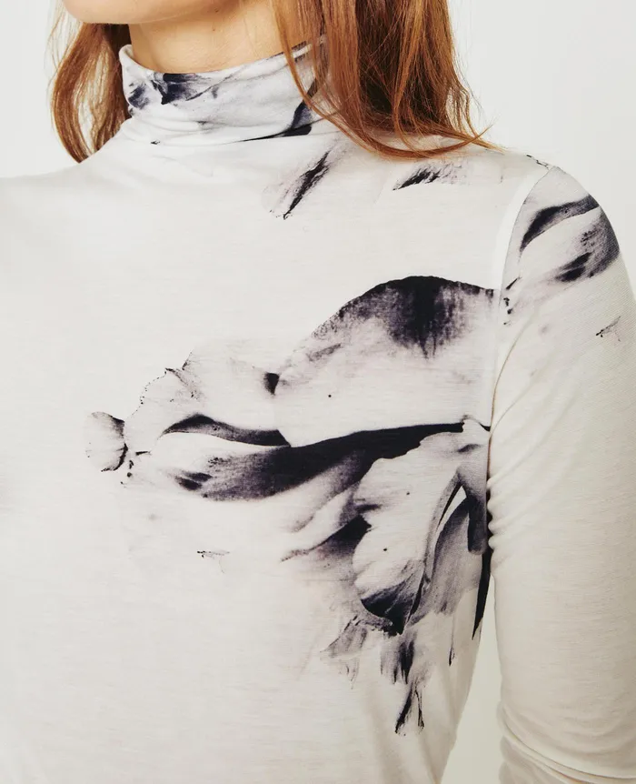 AG Jeans Tops and Shirts Women Chels Turtleneck WILL GARDEN WHITE MULTI AG Jeans Tops and Shirts Women Chels Turtleneck WILL GARDEN WHITE MULTI