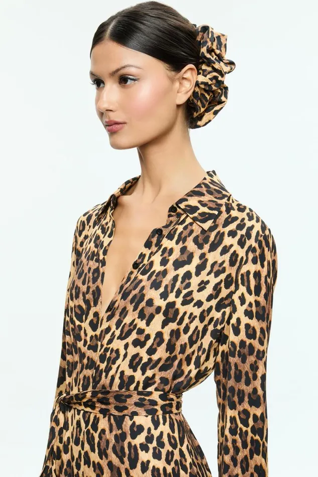 Alice Olivia Chassidy Maxi Shirt Dress Spotted Leopard Dark Tan Women Dresses