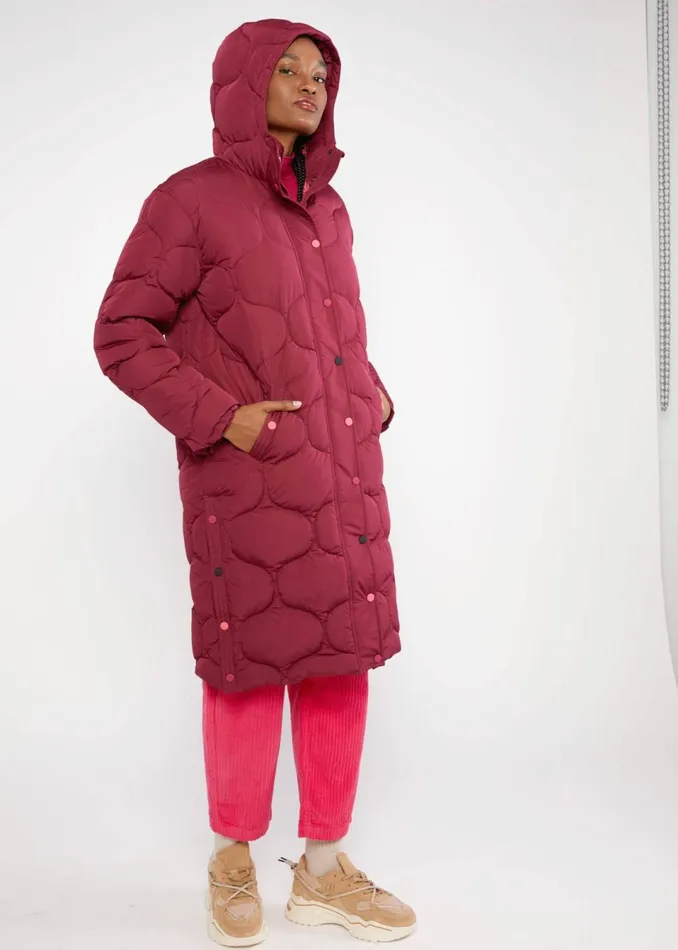 Blutsgeschwister Winter Parka No Down Mister Red Women Jackets and Coats