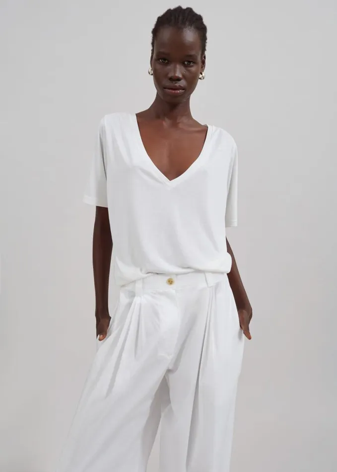Clothing Women The Frankie Shop Asten VNeck TShirt 8211 White