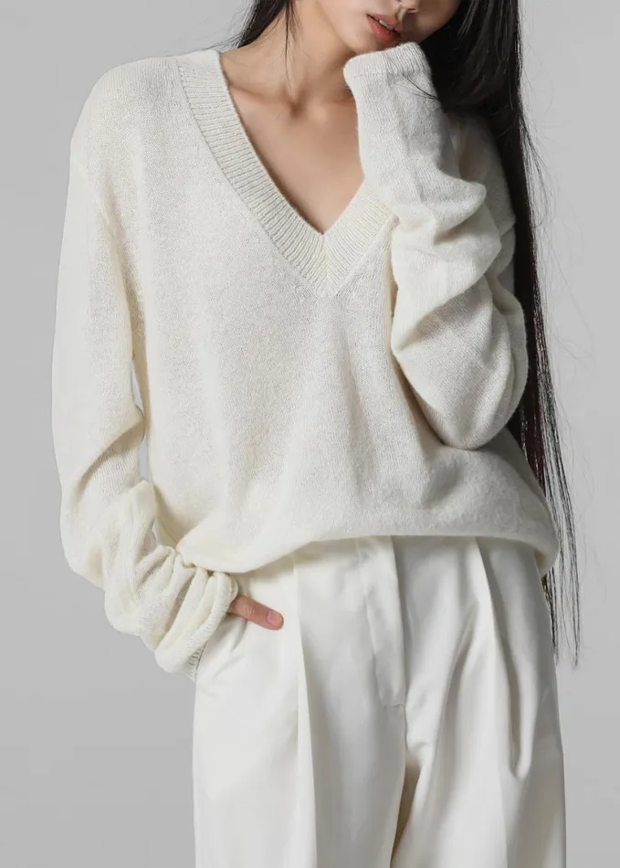 Clothing Women The Frankie Shop Brayden V Neck Sweater 8211 Cream