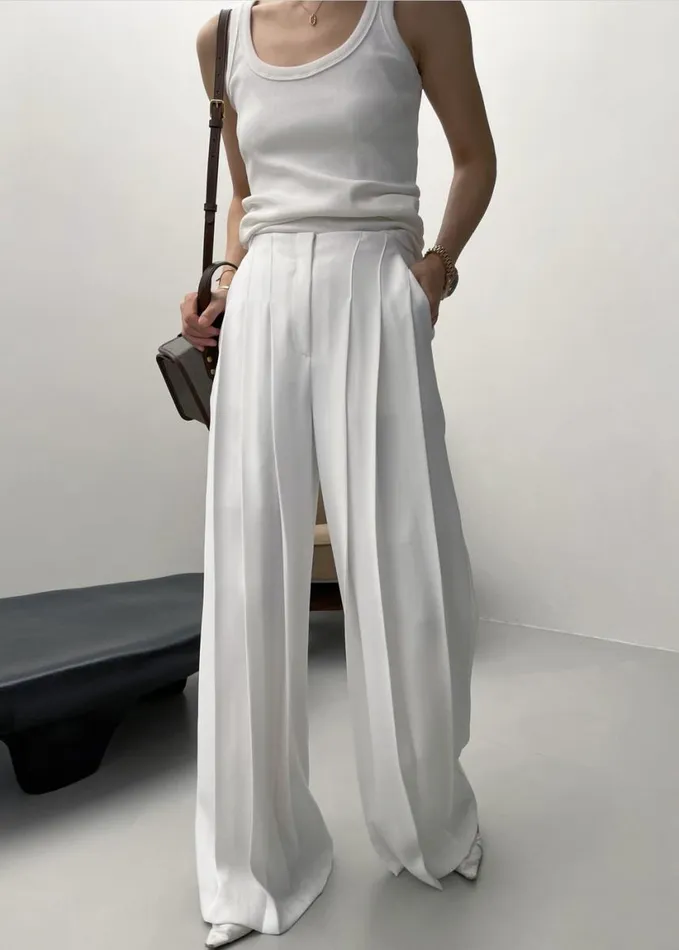 Clothing Women The Frankie Shop Dillon Pleated Pants 8211 White