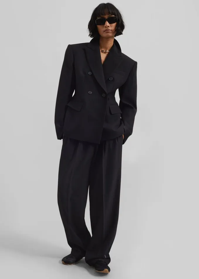 Clothing Women The Frankie Shop Dina Pleated Trousers 8211 Black