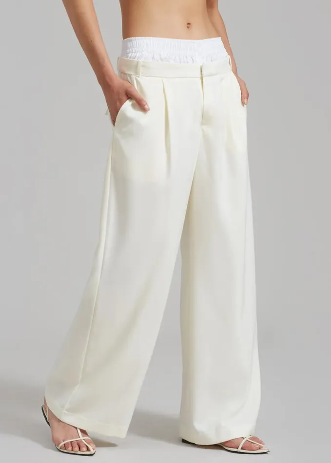 Clothing Women The Frankie Shop Ellie Darted Boxer Trousers 8211 Cream