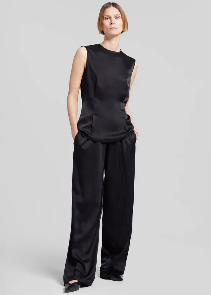Clothing Women The Frankie Shop Esse Studios Classico Tuck Pants 8211 Black