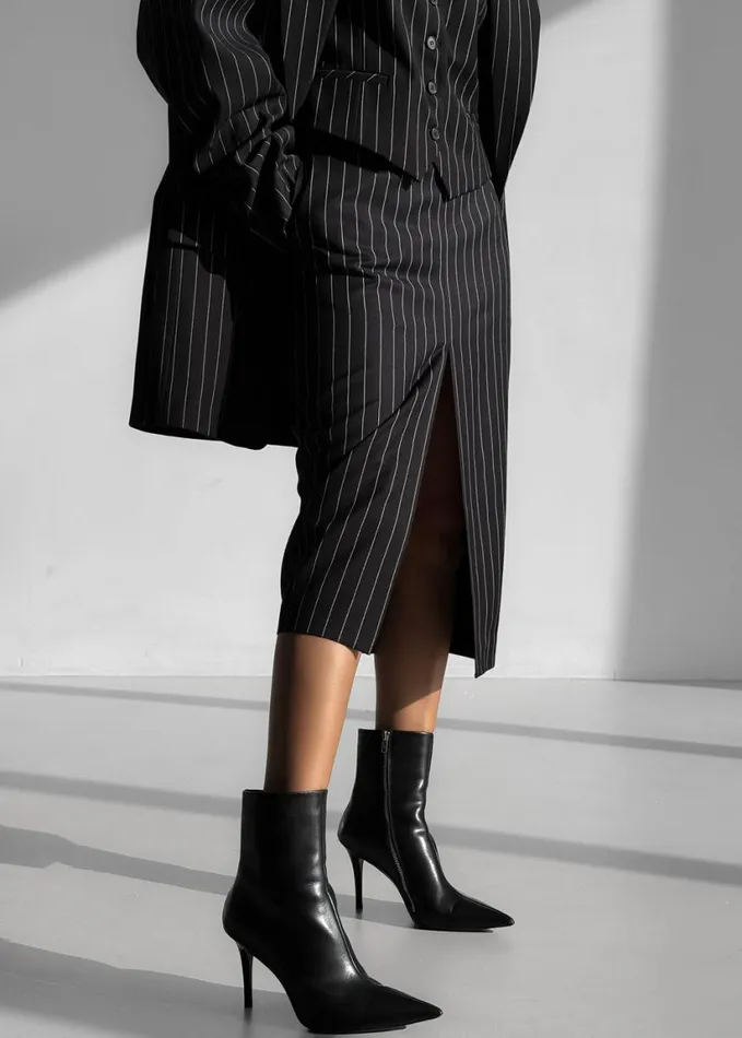 Clothing Women The Frankie Shop Holland Midi Slit Skirt 8211 BlackWhite Pinstripe