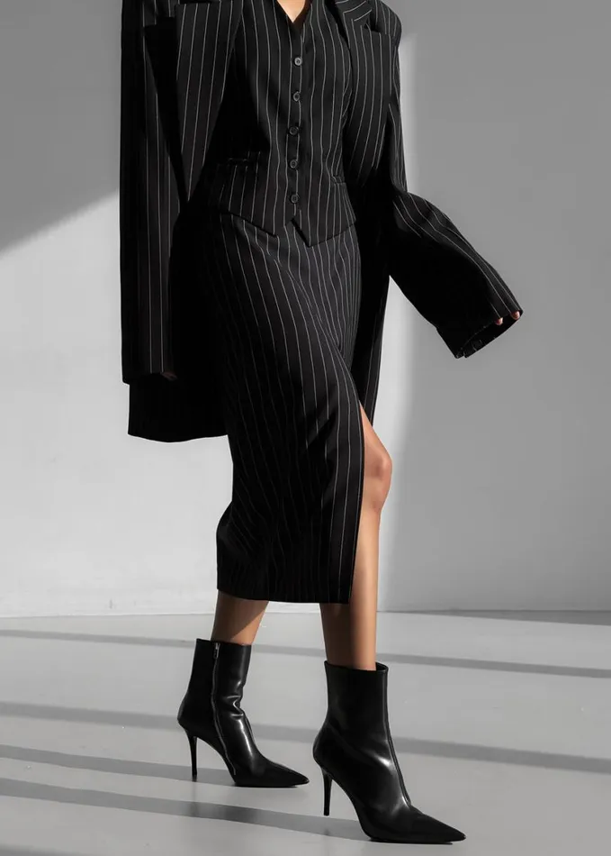 Clothing Women The Frankie Shop Holland Midi Slit Skirt 8211 BlackWhite Pinstripe