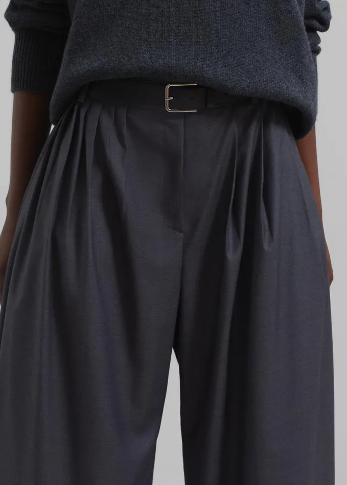 Clothing Women The Frankie Shop Nyla Pleated Pants 8211 Charcoal