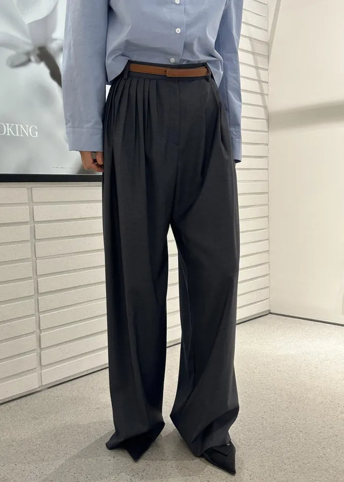 Clothing Women The Frankie Shop Nyla Pleated Pants 8211 Charcoal