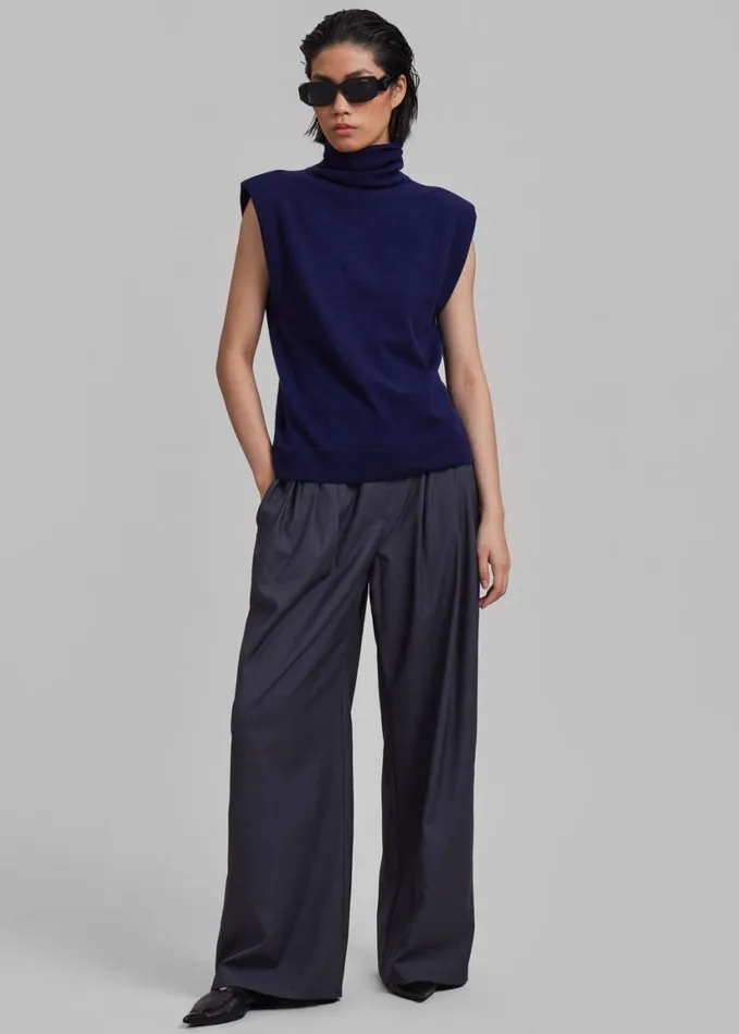 Clothing Women The Frankie Shop Nyla Pleated Pants 8211 Charcoal