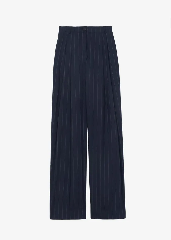 Clothing Women The Frankie Shop Piper Pleated Trousers 8211 NavyBeige Pinstripe