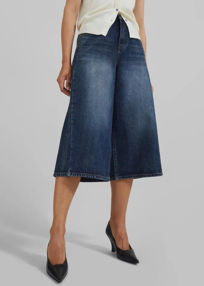 Clothing Women The Frankie Shop Savona Jorts 8211 Medium Wash