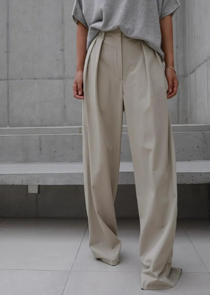 Clothing Women The Frankie Shop Tansy Pleated Trousers 8211 Beige