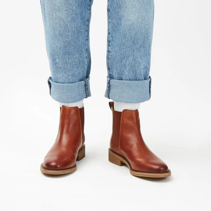 Cologne Arlo 2 Tan Leather Women Clarks Boots and Booties