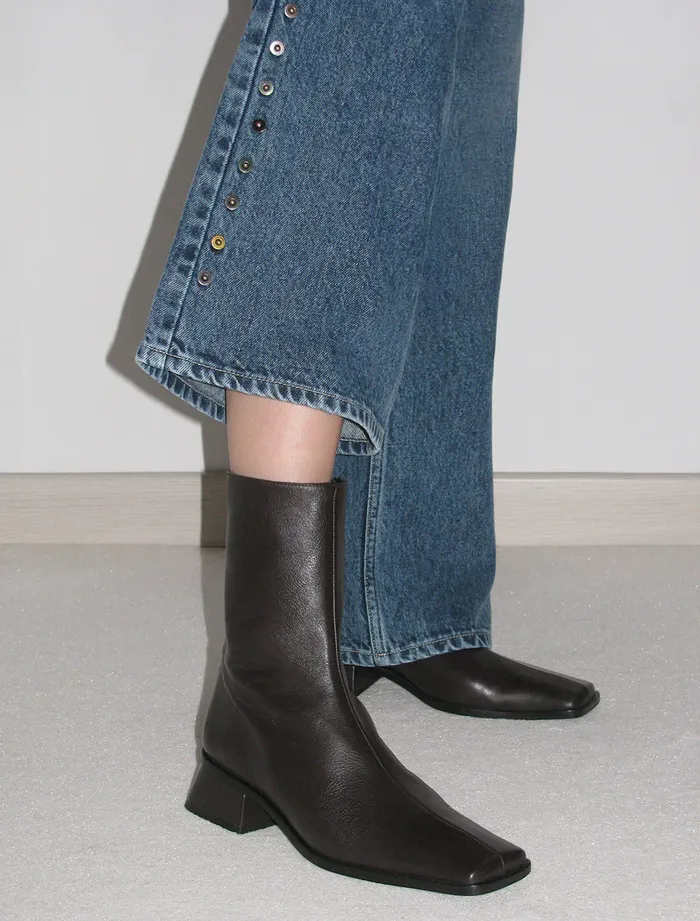 Delta Dark Brown Women Paloma Wool Boots