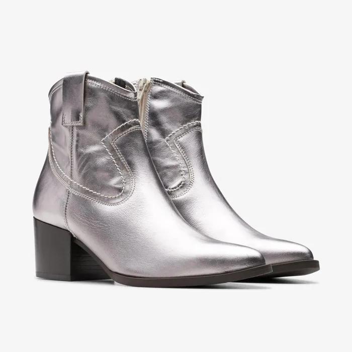 Elder Rae Silver Leather Women Clarks Boots and Booties