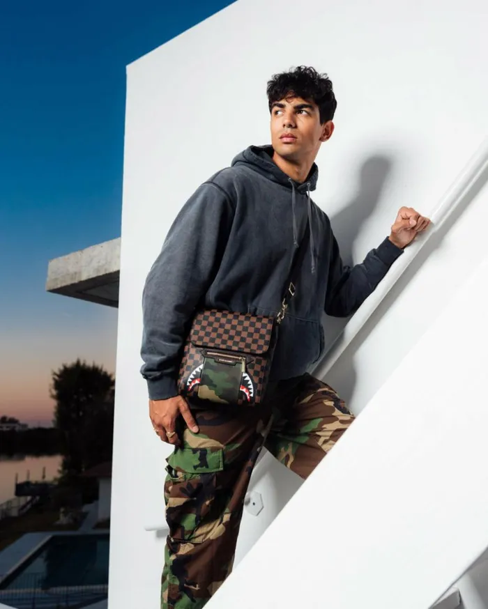 EXTERIOR GOLD ZIP POCKET SHARKS IN PARIS MESSENGER SLING BAG Bags SPRAYGROUND