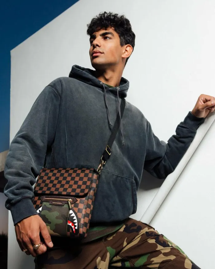 EXTERIOR GOLD ZIP POCKET SHARKS IN PARIS MESSENGER SLING BAG Bags SPRAYGROUND