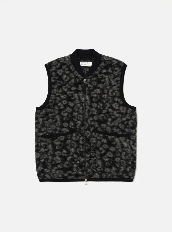 Fleece Men Universal Works Universal Works Zip Waistcoat In BlackCharcoal Leopard Fleece