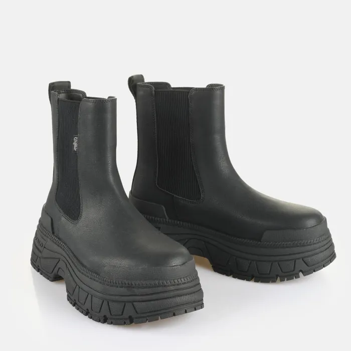 Fusion Chelsea Black Buffalo Boots and AnkleBoots