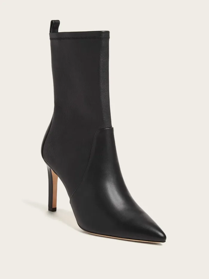 GUESS Shoes Mavrik Leather Ankle Bootie Black 8211 Women