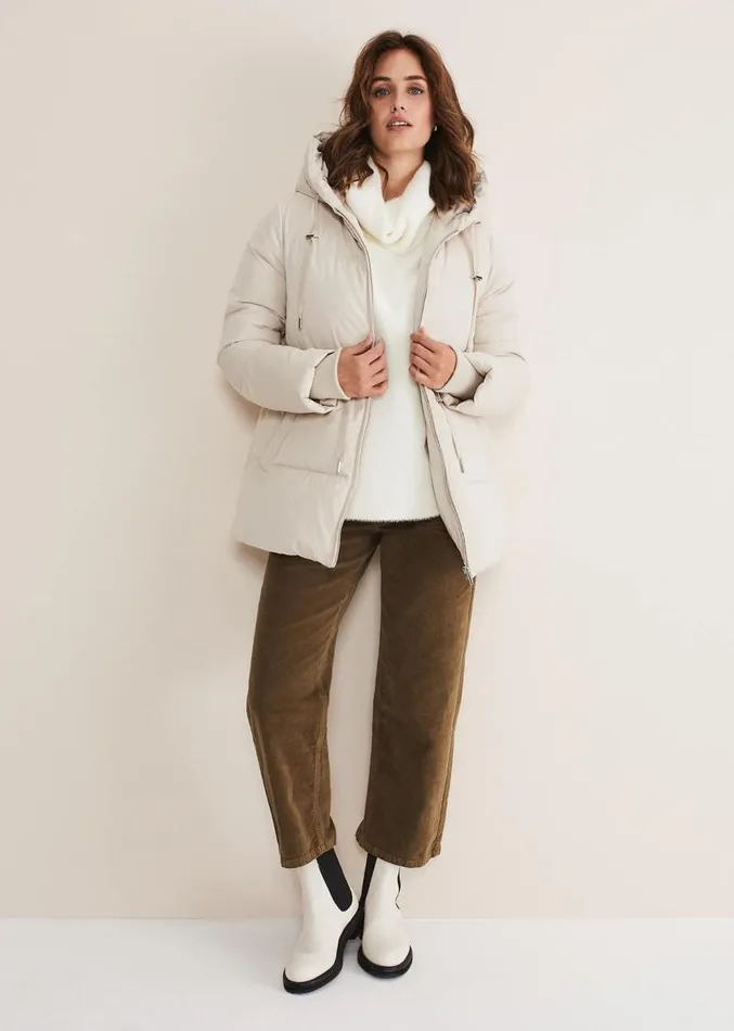 Isla Short Toggle Puffer Ecru Women Phase Eight Coats