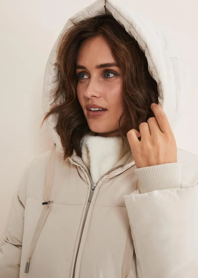 Isla Short Toggle Puffer Ecru Women Phase Eight Coats