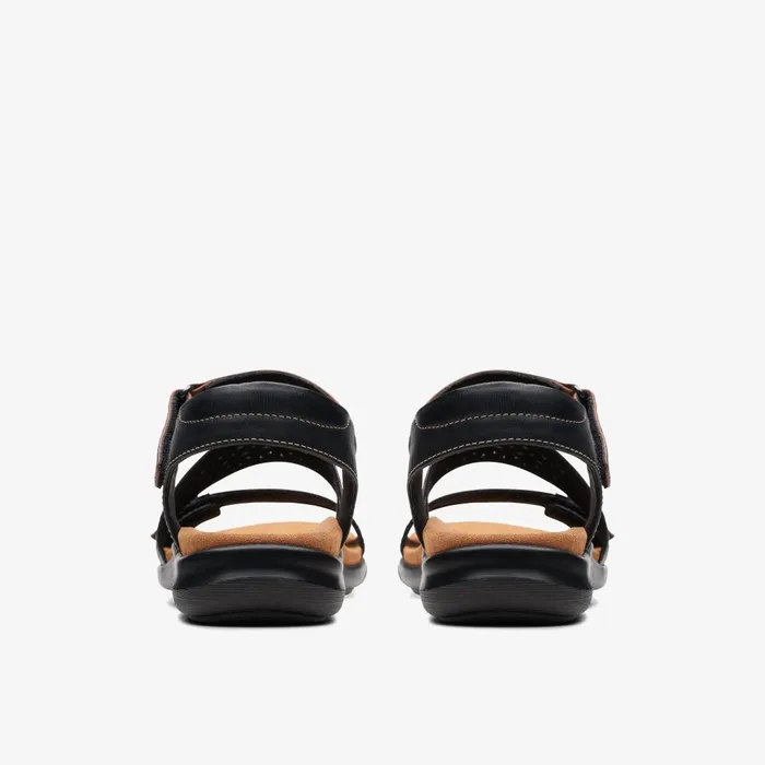 Kitly Way Black Leather Women Clarks Sandals and Flip Flops