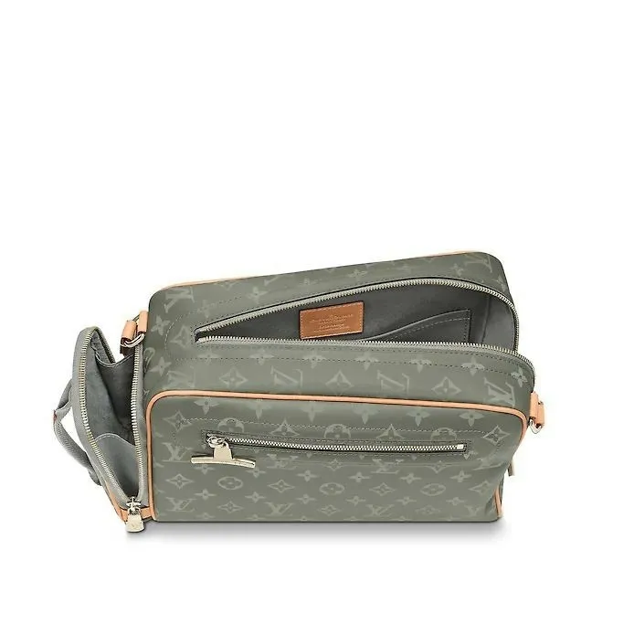 Louis Vuitton Shoulder and Totes Louis Vuitton Camera Bag M43884 8211 Louis Vuitton Handbag Store 8211 Women