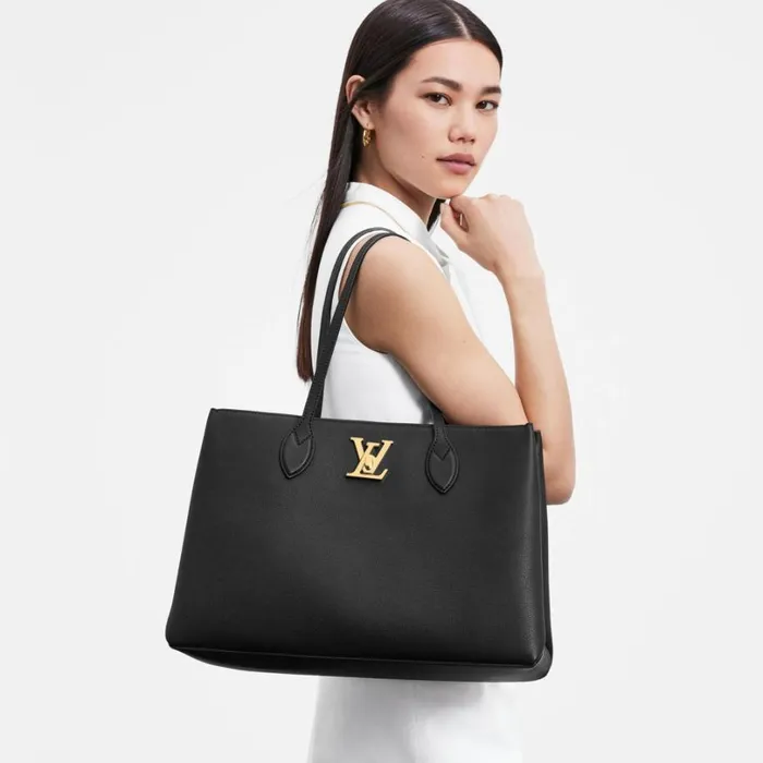 Louis Vuitton Shoulder and Totes Louis Vuitton Lockme Shopper M57345 8211 Louis Vuitton Handbag Store 8211 Women