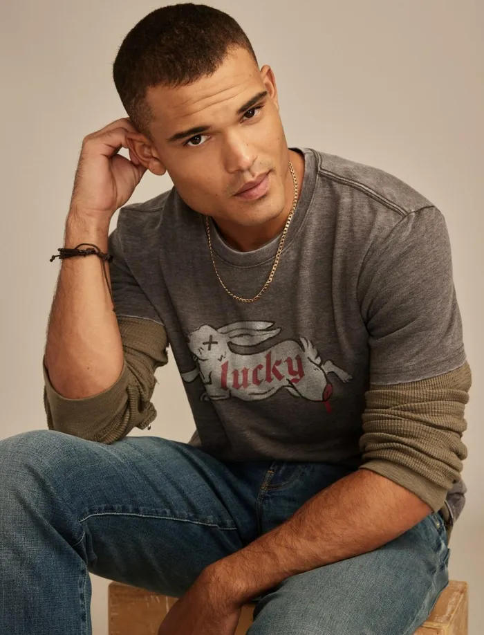 Lucky Brand Graphic Tees Men Lucky Rabbits Foot Raven
