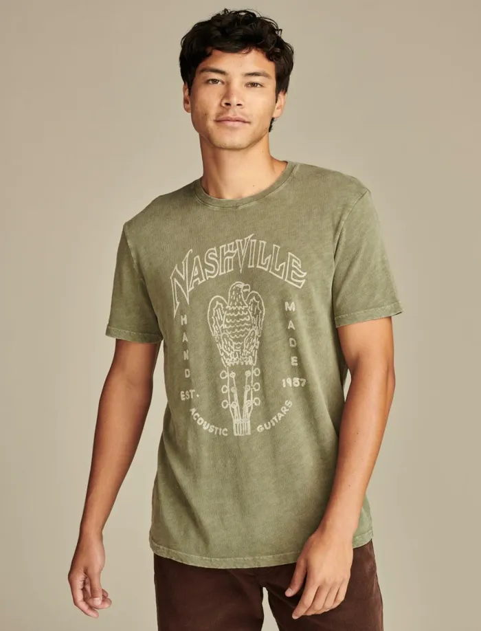 Lucky Brand Graphic Tees Men Nashville Guitars Four Leaf Clover