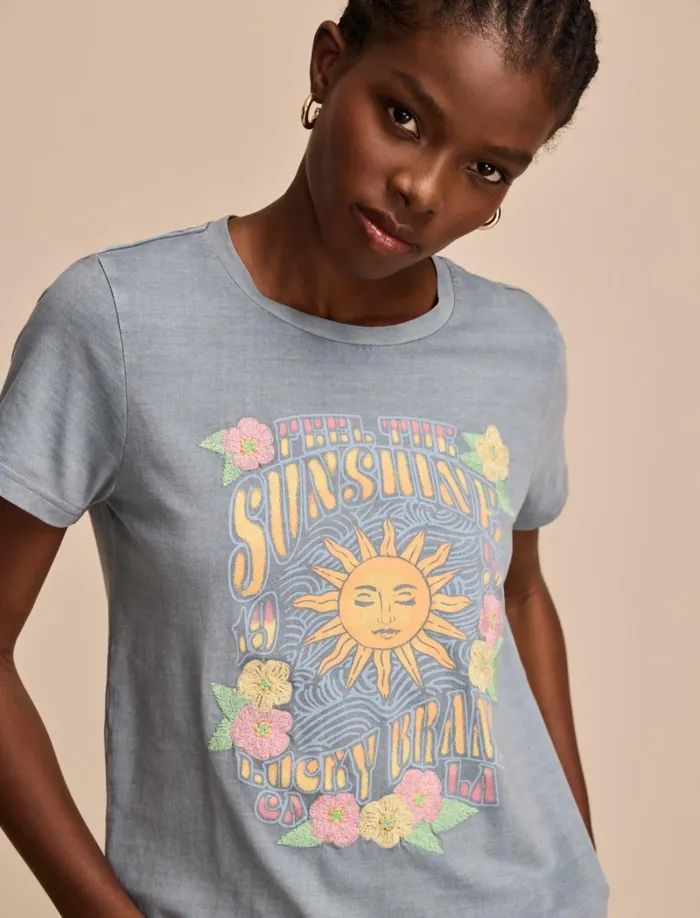 Lucky Brand Graphic Tees Women Feel The Sunshine Classic Crew Faded Denim