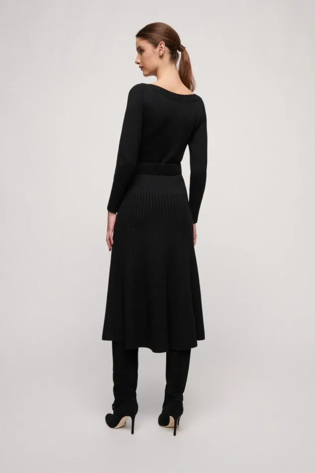 Luisa Spagnoli Dresses and Jumpsuits Milioner 8211 Wool Dress Black 8211 Women