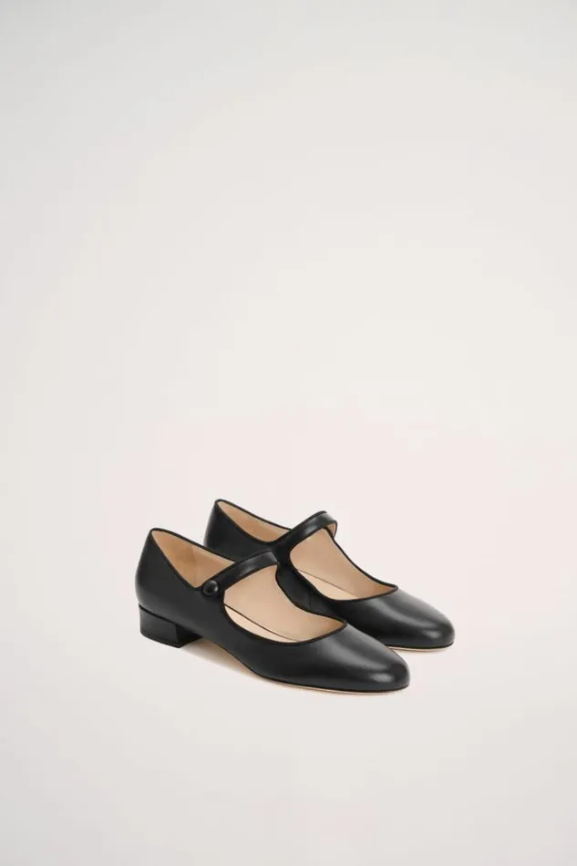 Luisa Spagnoli Shoes And Accessories Uvetta 8211 LowHeeled Pumps 8211 Fashion Show Black 8211 Women Luisa Spagnoli Shoes And Accessories Uvetta 8211 LowHeeled Pumps 8211 Fashion Show Black 8211 Women
