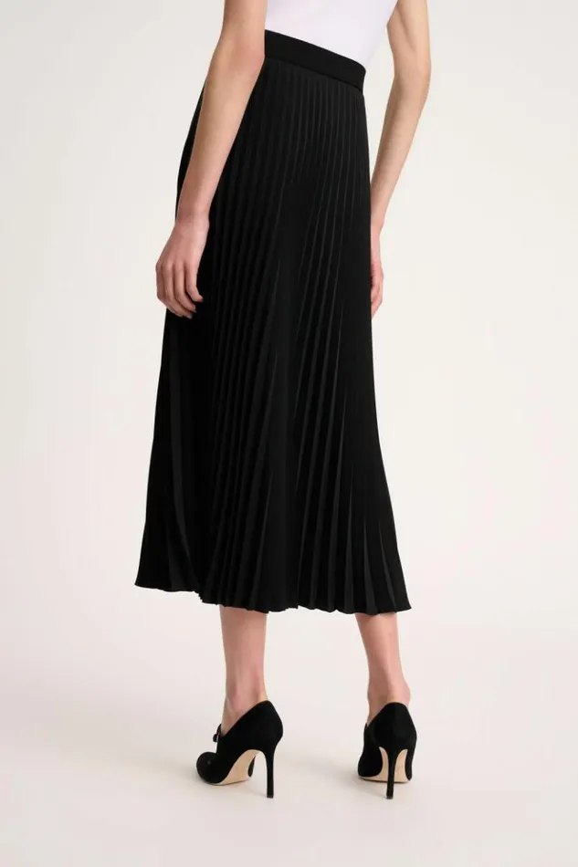 Luisa Spagnoli Skirts And Shorts Filetto 8211 Pleated Skirt Black 8211 Women Luisa Spagnoli Skirts And Shorts Filetto 8211 Pleated Skirt Black 8211 Women