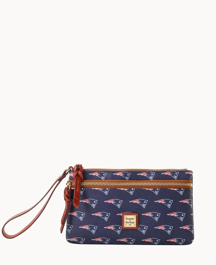ManWoman NFL Patriots Double Zip Wristlet New England Patriots Dooney and Bourke Wallets ManWoman NFL Patriots Double Zip Wristlet New England Patriots Dooney and Bourke Wallets