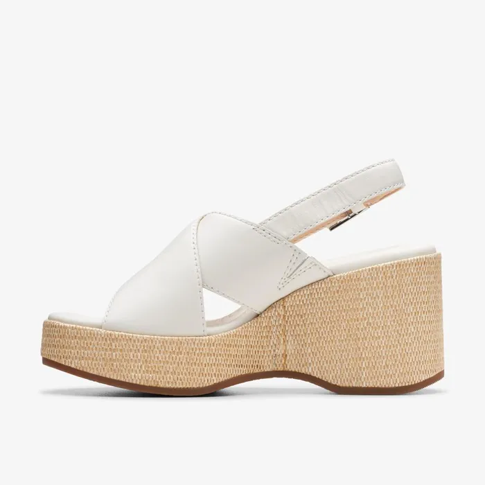 Manon Wish Off White Leather Women Clarks Sandals and Flip Flops