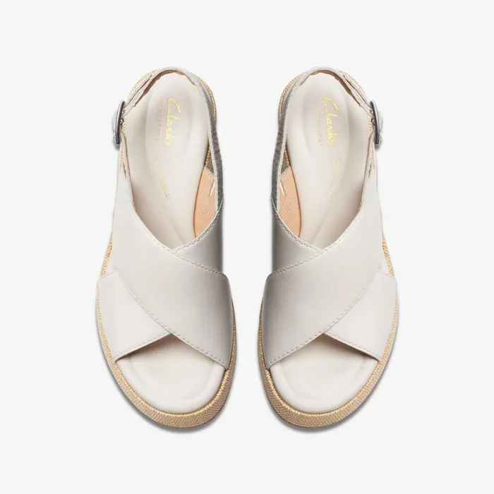 Manon Wish Off White Leather Women Clarks Sandals and Flip Flops