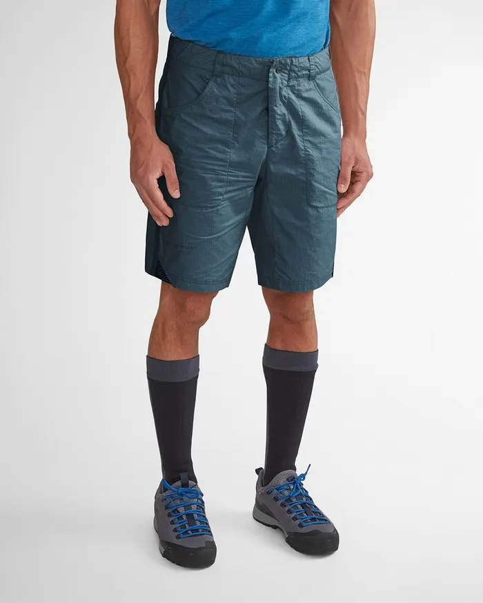 Men Ansur Katla Cotton Shorts Raven Black Klttermusen Shorts