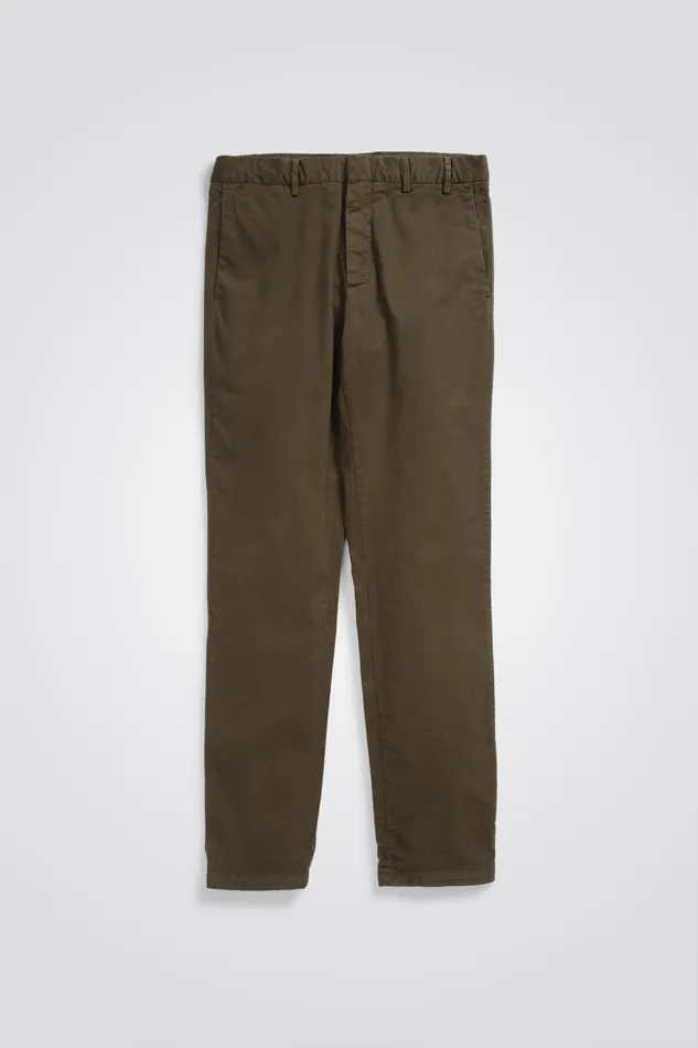 Men Aros Slim Italian Brushed Twill Chino Beech Green Norse Projects Trousers