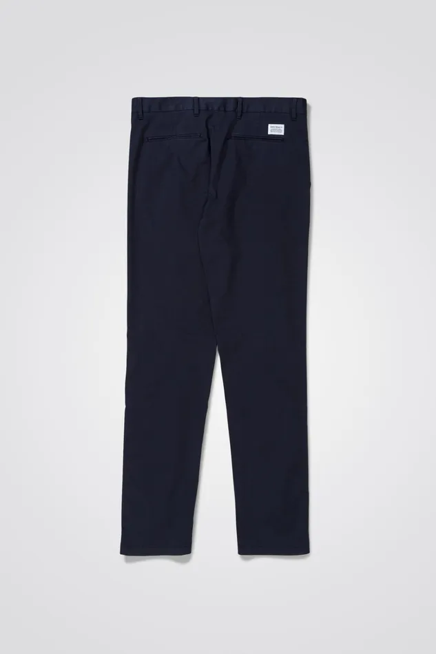 Men Aros Slim Light Stretch Chino Dark Navy Norse Projects Trousers