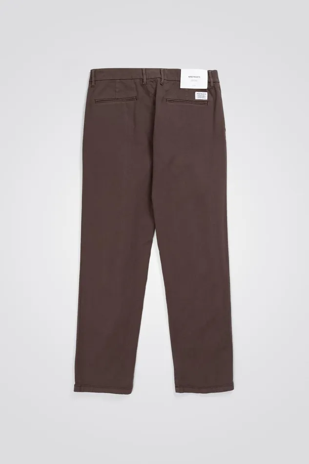 Men Aros Slim Light Stretch Chino Heathland Brown Norse Projects Trousers