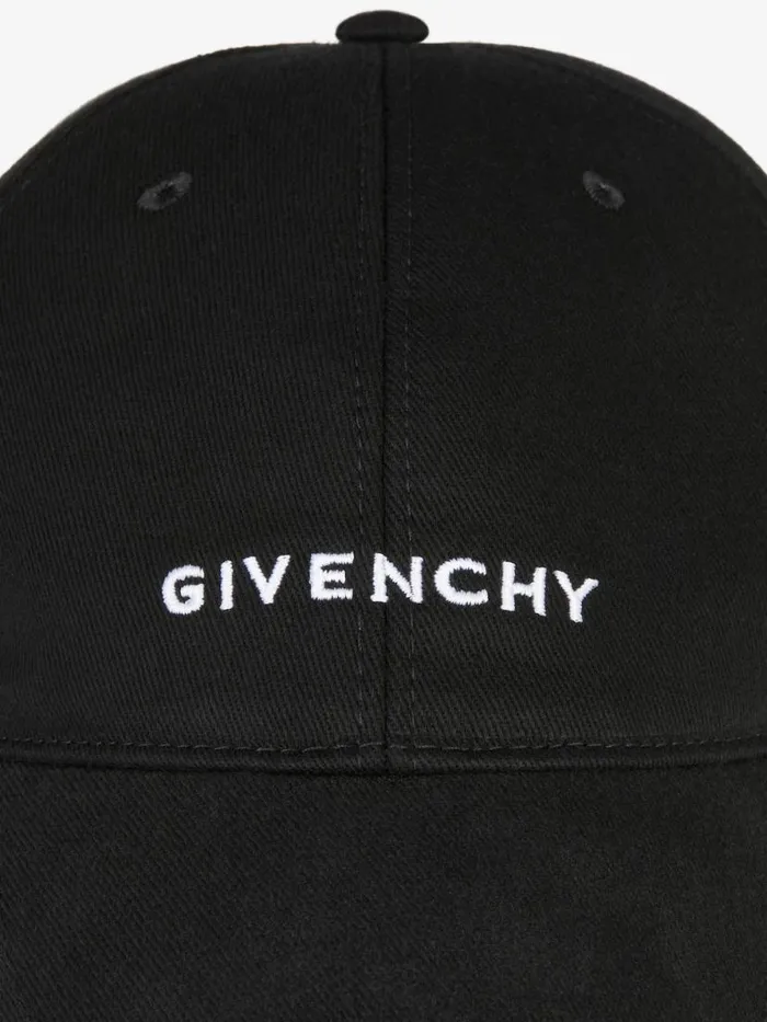 Men Beanies and Caps Givenchy GIVENCHY Embroidered Cap In Cotton Black Men Beanies and Caps Givenchy GIVENCHY Embroidered Cap In Cotton Black