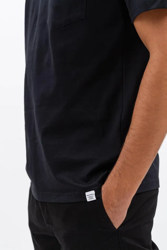 Men Johannes Standard Pocket SS Dark Navy Norse Projects TShirts