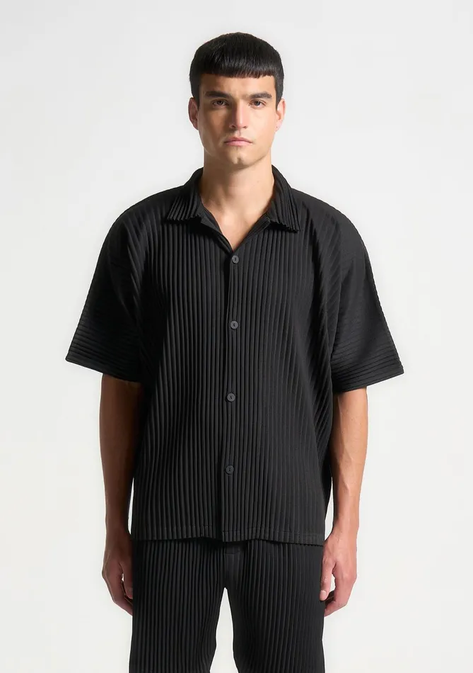 Men Manire De Voir Pleated Shirt Black